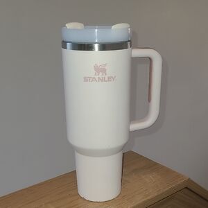Stanley Light Pink Insulated 40oz Mug